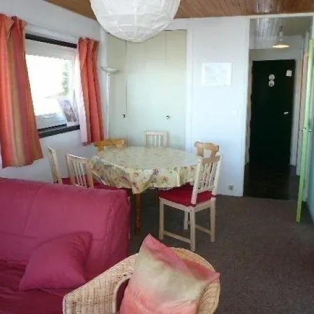 Appartement Appartement Chamrousse, 3 pièces, 6 personnes - FR-1-340-17 *